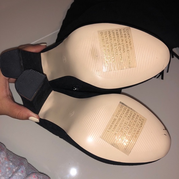 Thigh high boots - Picture 3 of 3